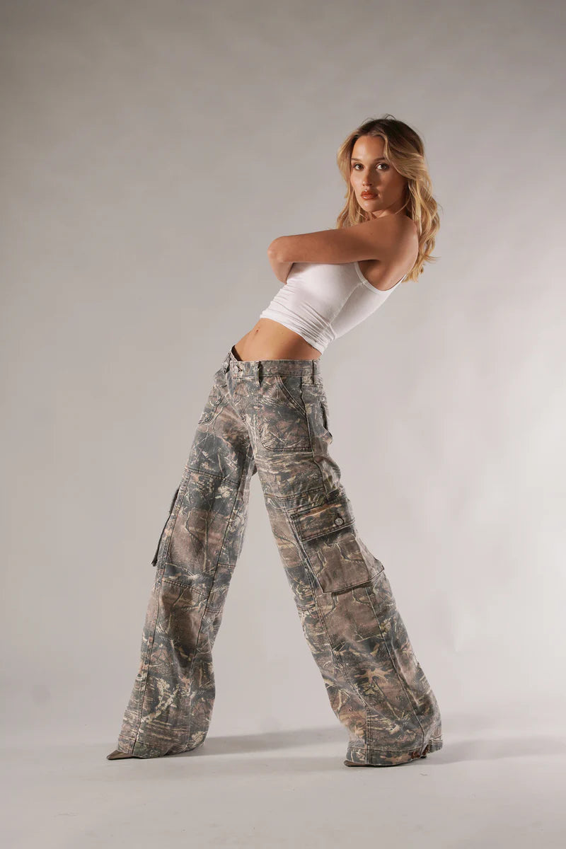 Low Rise Cargo Pants