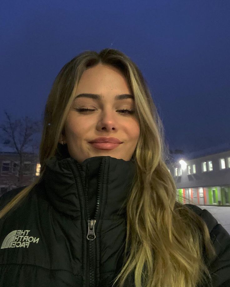 files/whitegirlinnorthfacejacket.jpg